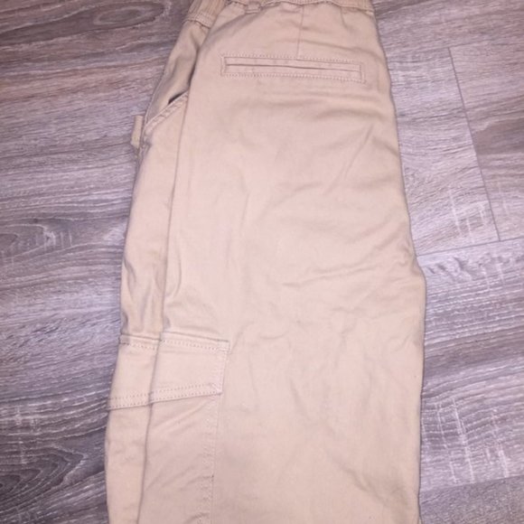 Kendall and Kylie Collection Nude Cargo Pants - Picture 4 of 6